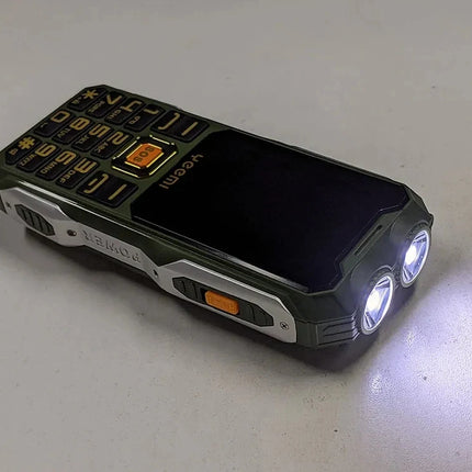 YEEMI Q8 GSM 2G teléfono resistente batería grande linterna Dual 2,4 pulgadas pantalla HD Dual SIM teléfono móvil botón grande teléfono móvil