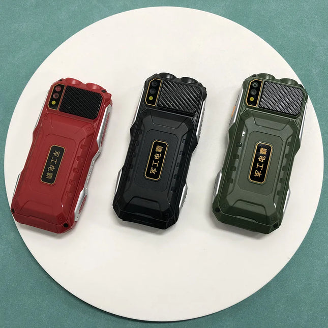 YEEMI Q8 GSM 2G teléfono resistente batería grande linterna Dual 2,4 pulgadas pantalla HD Dual SIM teléfono móvil botón grande teléfono móvil