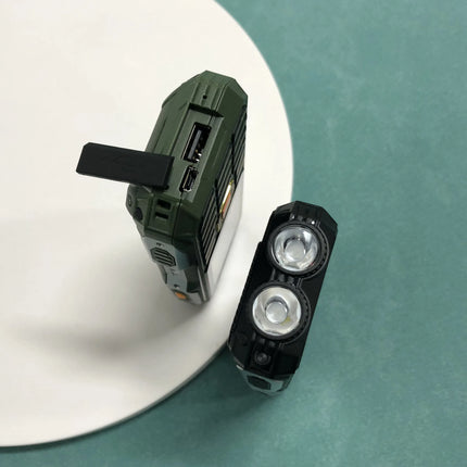 YEEMI Q8 GSM 2G teléfono resistente batería grande linterna Dual 2,4 pulgadas pantalla HD Dual SIM teléfono móvil botón grande teléfono móvil