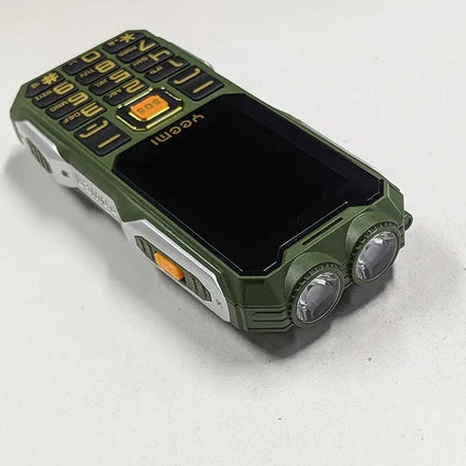 YEEMI Q8 GSM 2G teléfono resistente batería grande linterna Dual 2,4 pulgadas pantalla HD Dual SIM teléfono móvil botón grande teléfono móvil